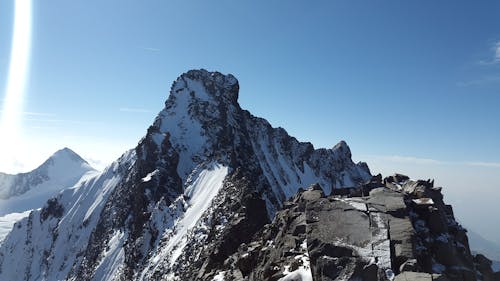бесплатная Фотография горы с воздуха Стоковое фото