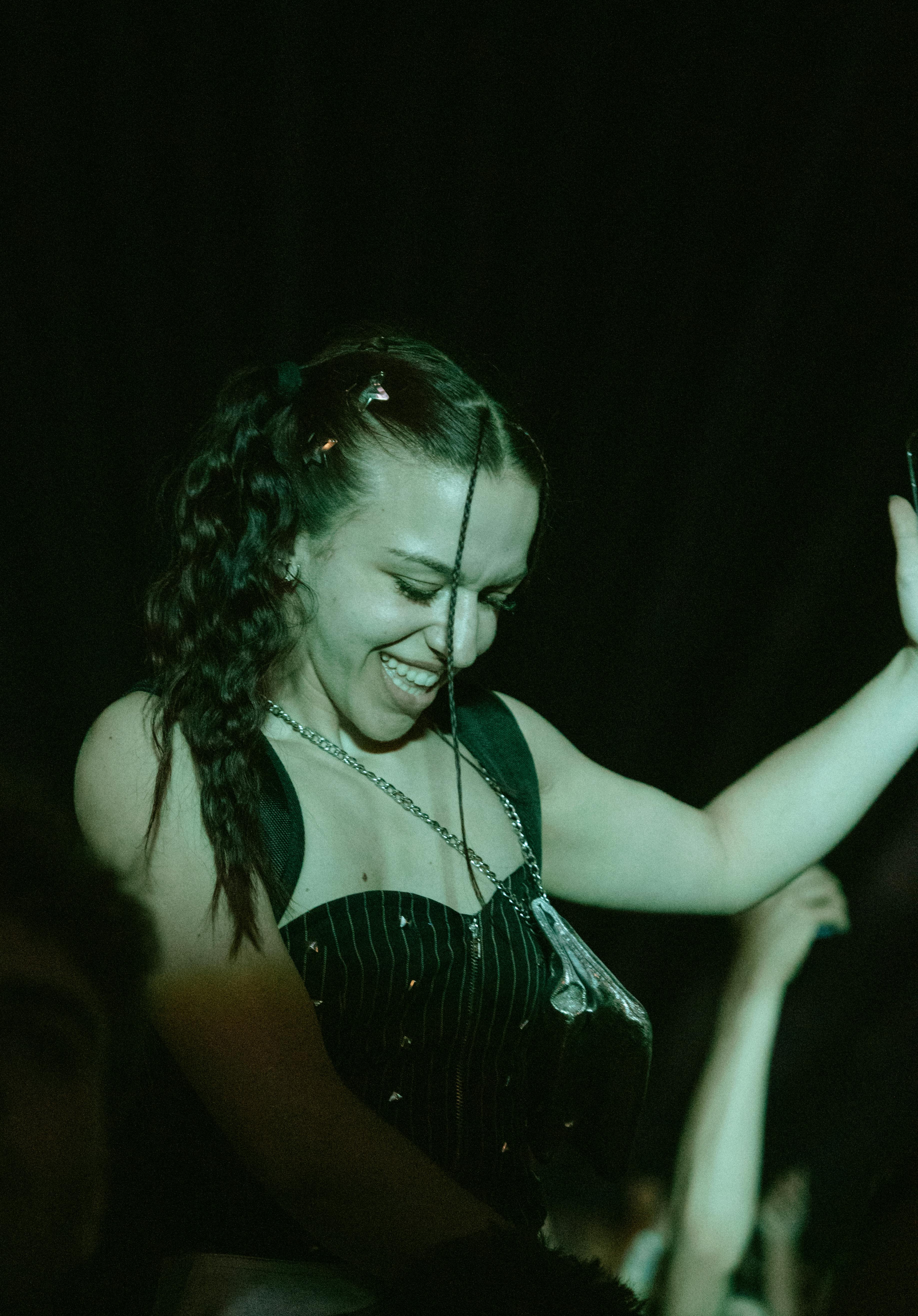 Seară incendiară la Soho Music Hall cu Sukar Nation – Distracție nonstop garantată!