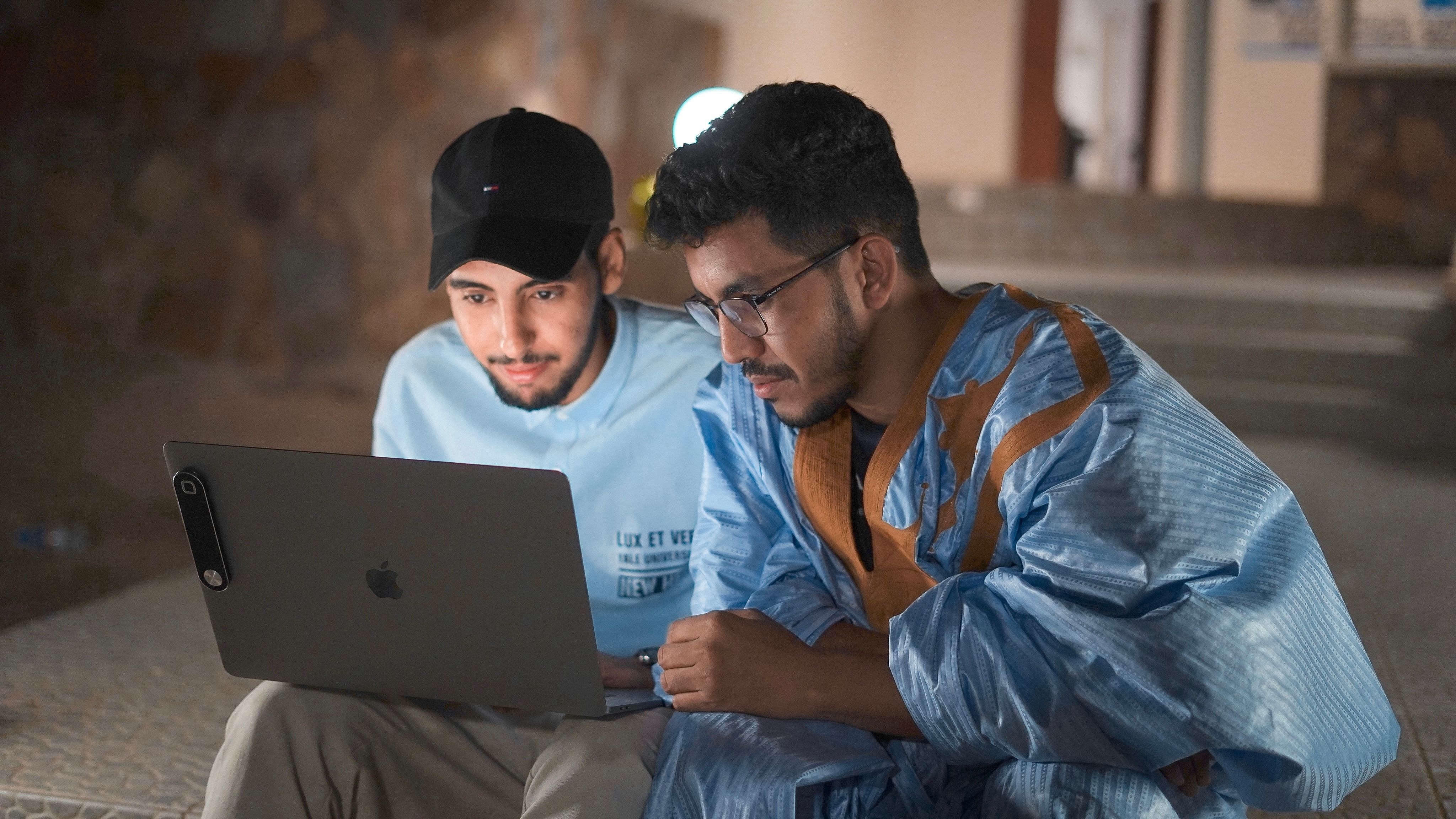 Global Feature: Apple Learning Coach Program — Photo by El  Kharchi on Pexels