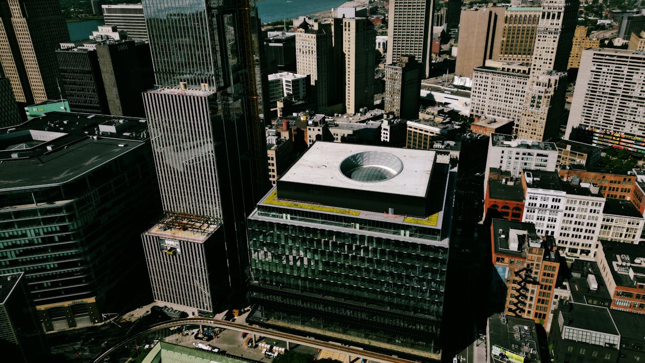 Free Stunning aerial view of Detroit's downtown skyline featuring iconic architecture. Stock Photo