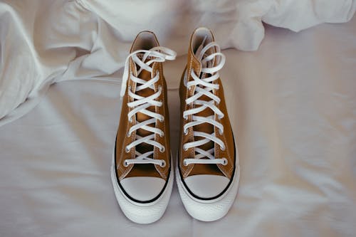 Gratis stockfoto met all star schoenen, balletschoenen, bruid