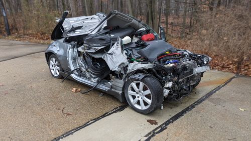 Free wrecked car Stock Photo