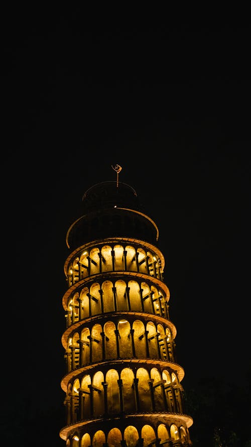 eğik Pisa kulesi, kopya içeren Ücretsiz stok fotoğraf
