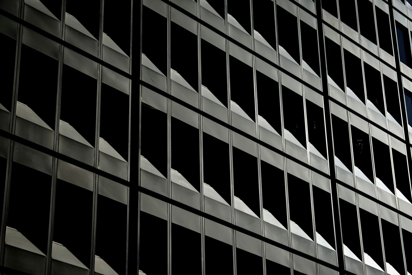 Modern facade with a geometric window pattern
