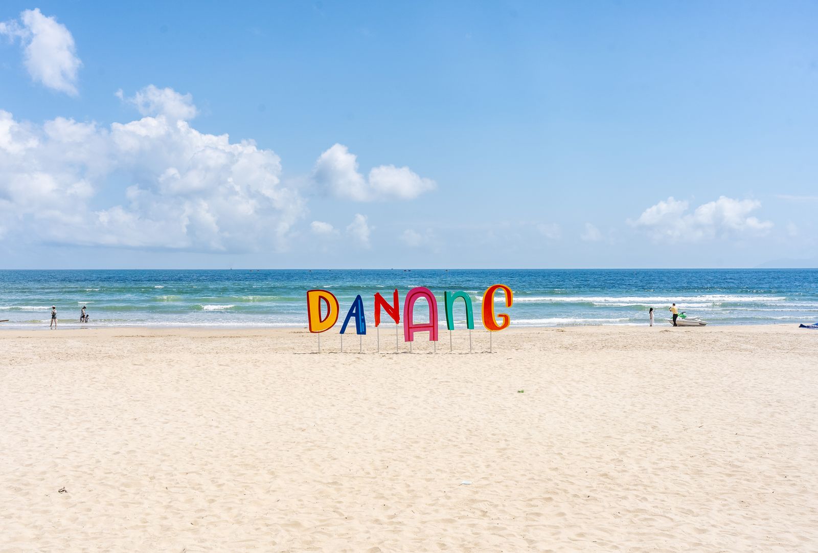 Living in Da Nang — Cost, Visa & Wifi Reality