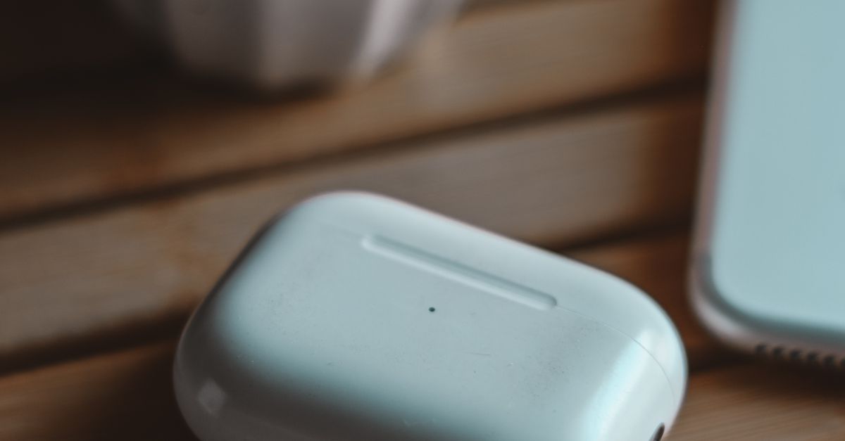Apple Airpods · Free Stock Photo