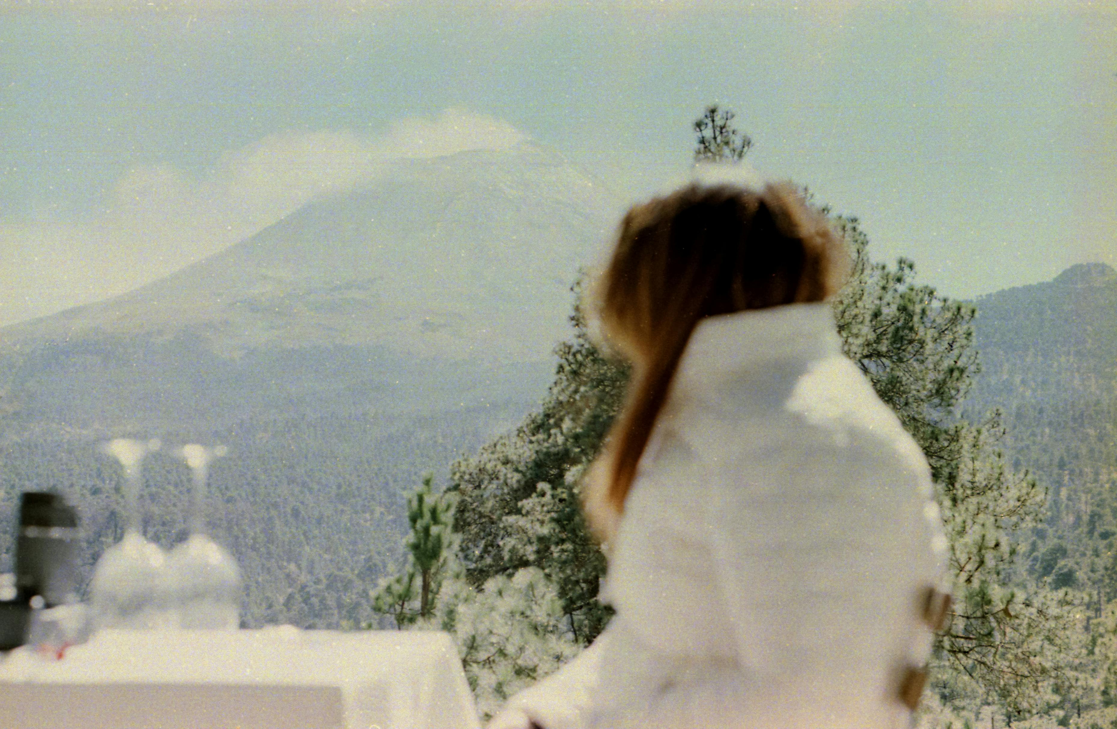 Le Marais introduces Paris’s first Silent Café, offering noise-free dining and meditation on Rue Vieille-du-Temple from 18 November 2025