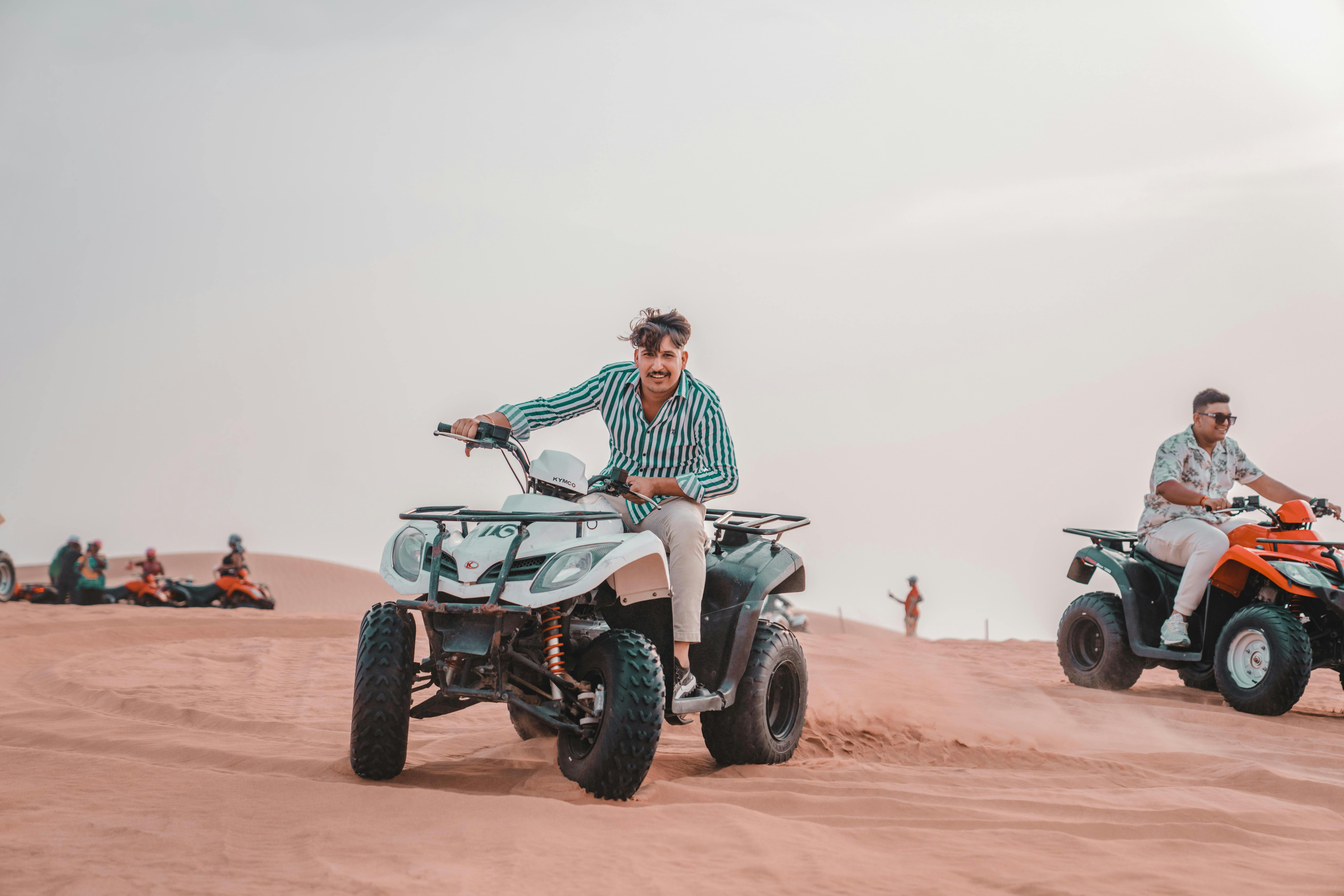 Quad Bike Safari — Kızıl Kum Tepeleri