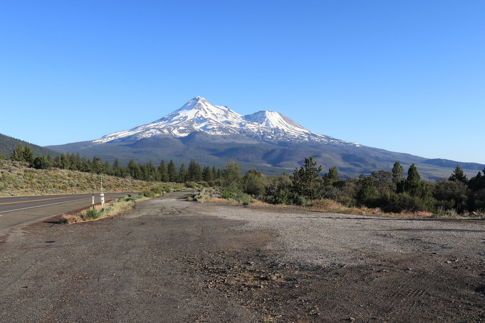 Mount Shasta — Street, Mount Shasta