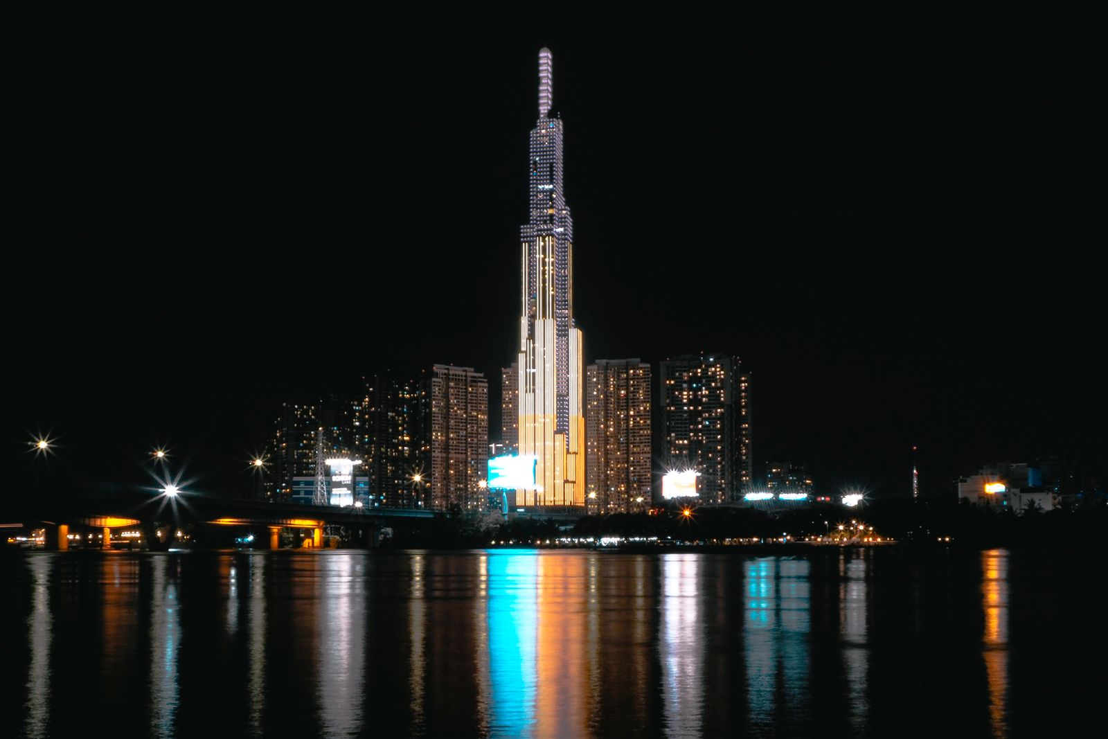 Night City Skyline Photos, Download The BEST Free Night City Skyline ...