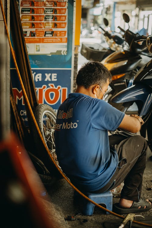 Free Mechanic Stock Photo