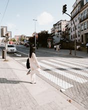 ABS Işığı Yanıyor, Ne Yapmalıyım? ABS Işığı Yanıyor, Ne Yapmalıyım?