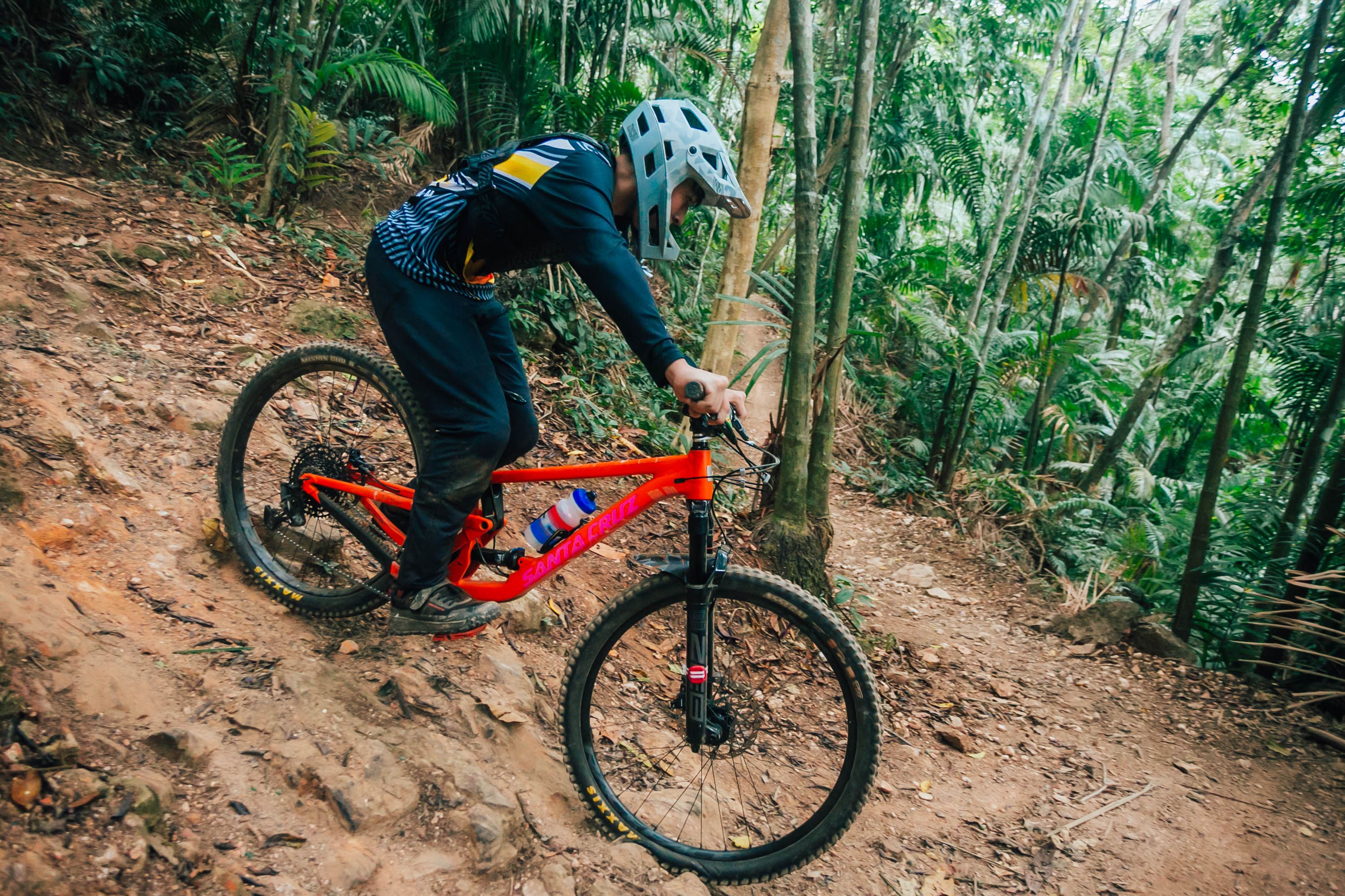 VTT descente du Doi Suthep vers la vallée