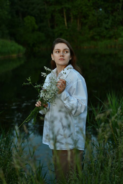 Foto profissional grátis de amor, ao ar livre, casamento