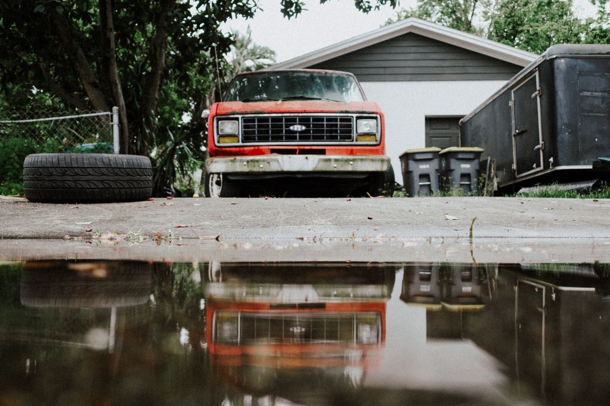 Garage ou carport : prix, permis et isolation - 5. Taxes et fiscalité : garage et carport sont-ils concernés ?