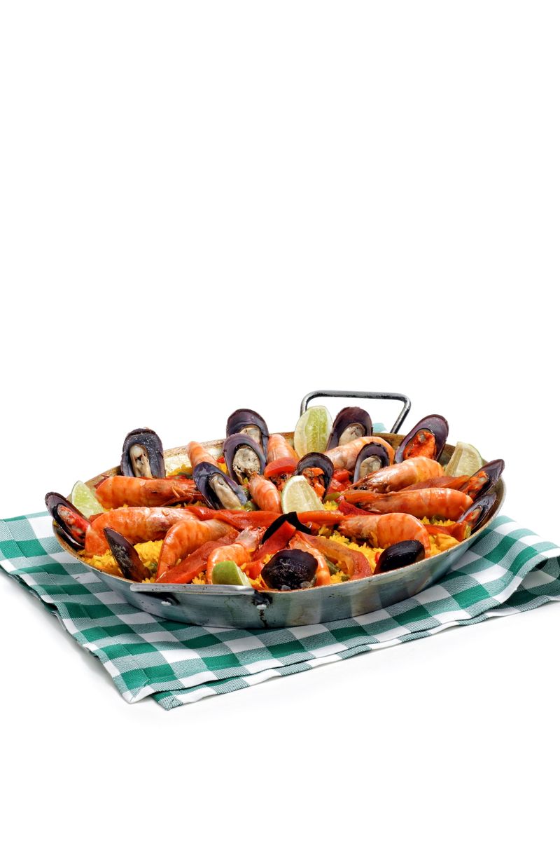 Paella pans