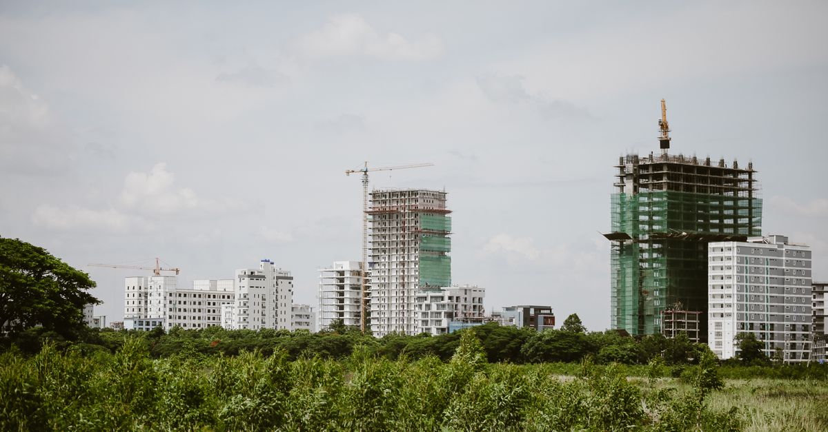 Construction and development in Lewisville