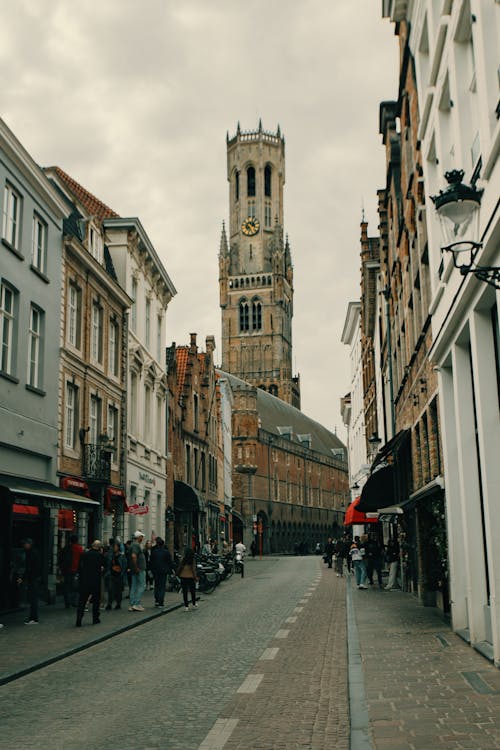 Bruges: Streets and Architectural Splendor