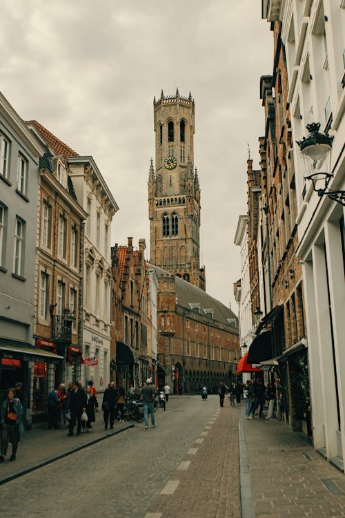 Bruges: Streets and Architectural Splendor