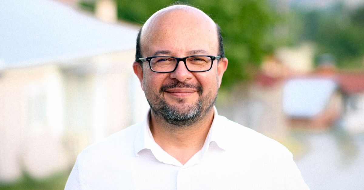 özgür özel