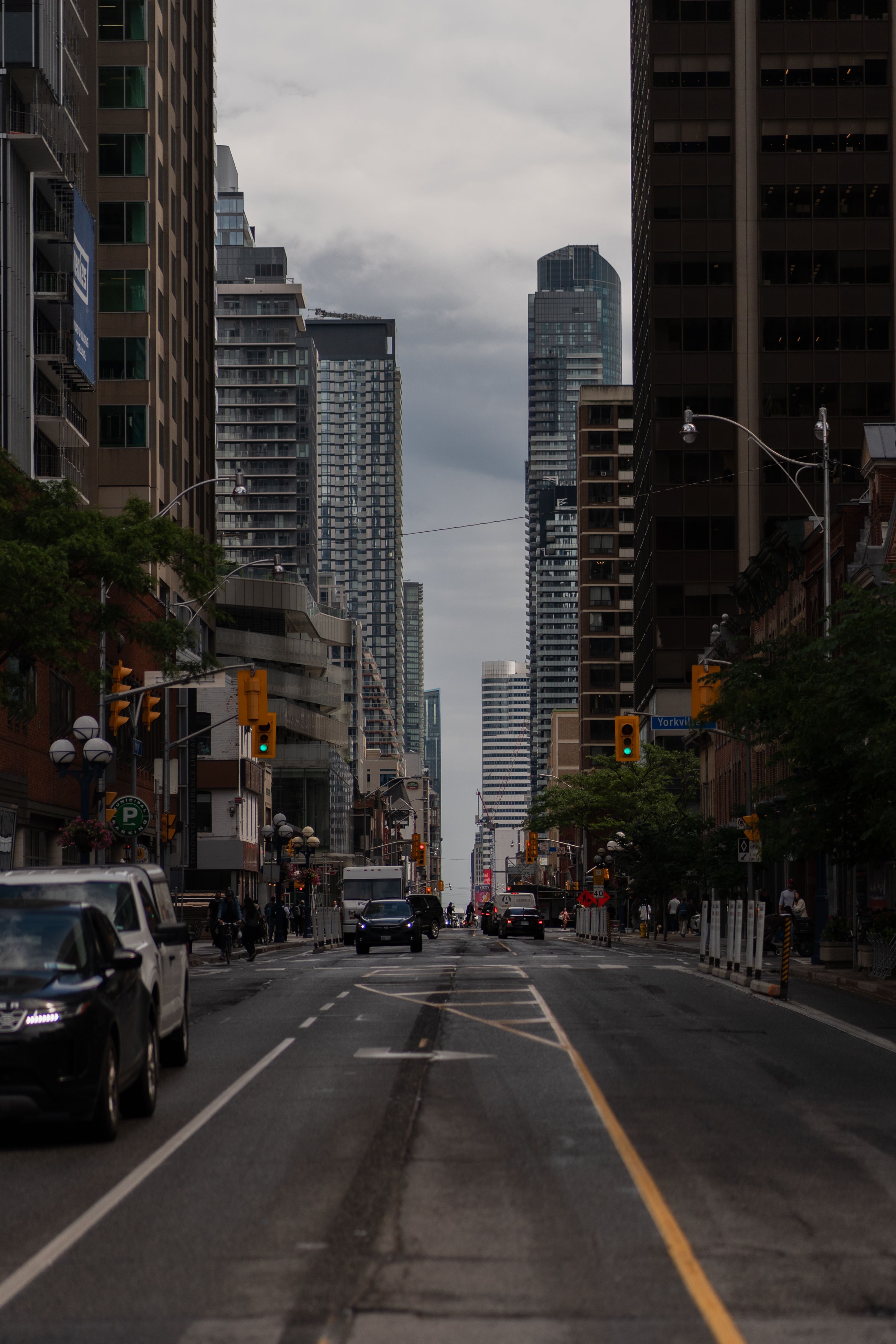 Photo of a City Street · Free Stock Photo