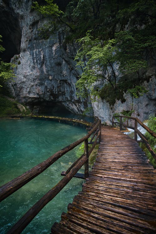 Δωρεάν στοκ φωτογραφιών με rock, ακτή, βήμα