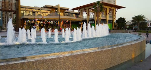 噴泉, 沙迦布海拉濱海路, 沙迦濱海路 的 免費圖庫相片