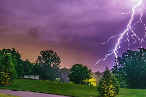 Free Photo of Lightning Strike Stock Photo