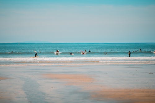 Japan Lifts Tsunami Alert After Strong Northeast Quake