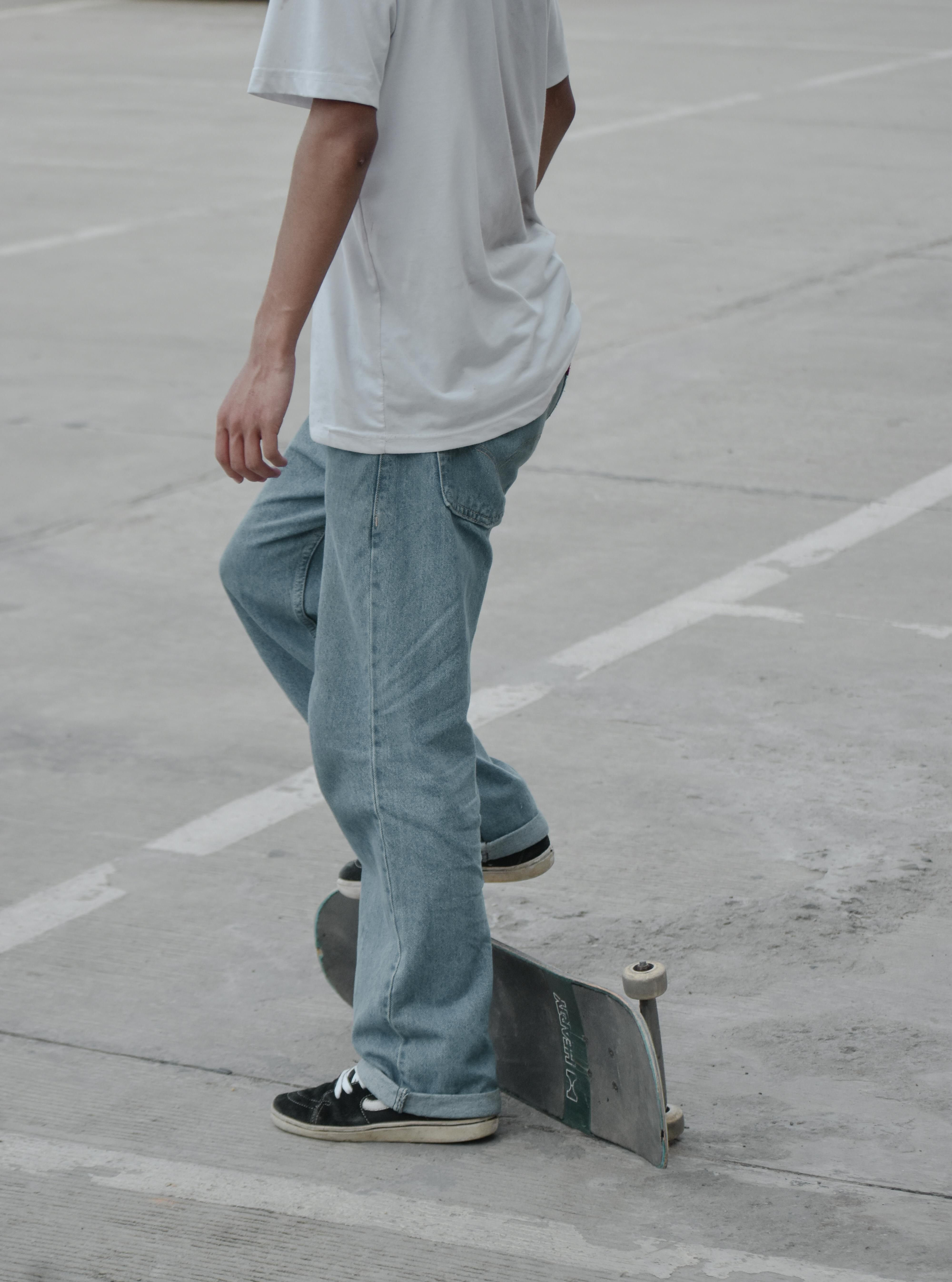 skateboard