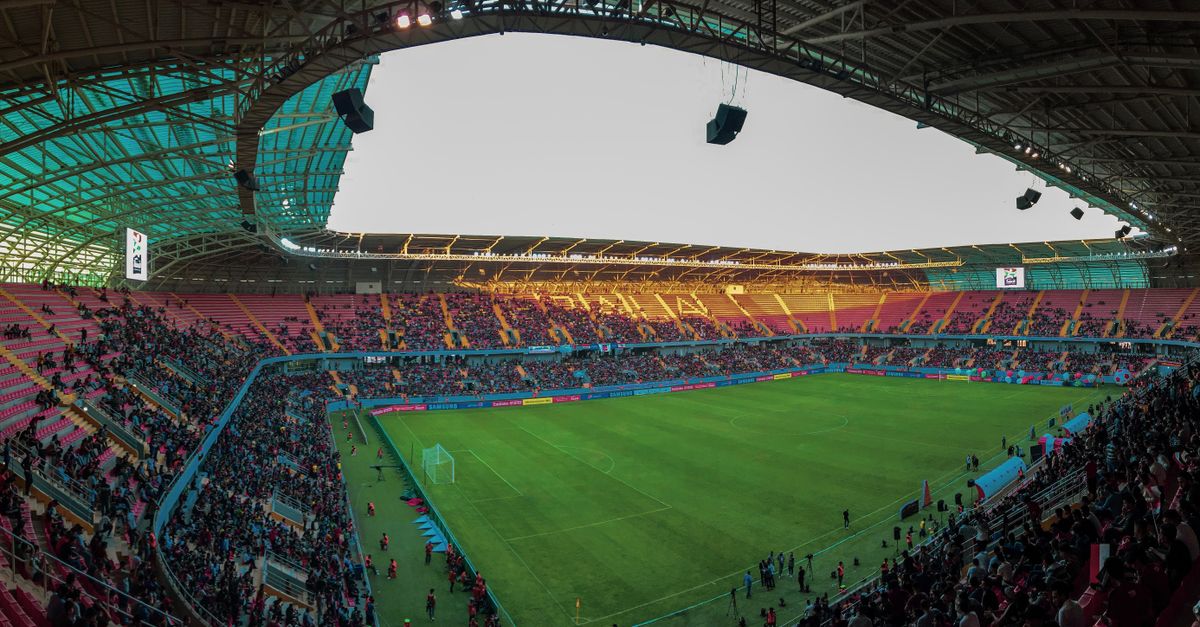 Arsenal Snap Up Teenage Sensation Axel Donczew from Cardiff