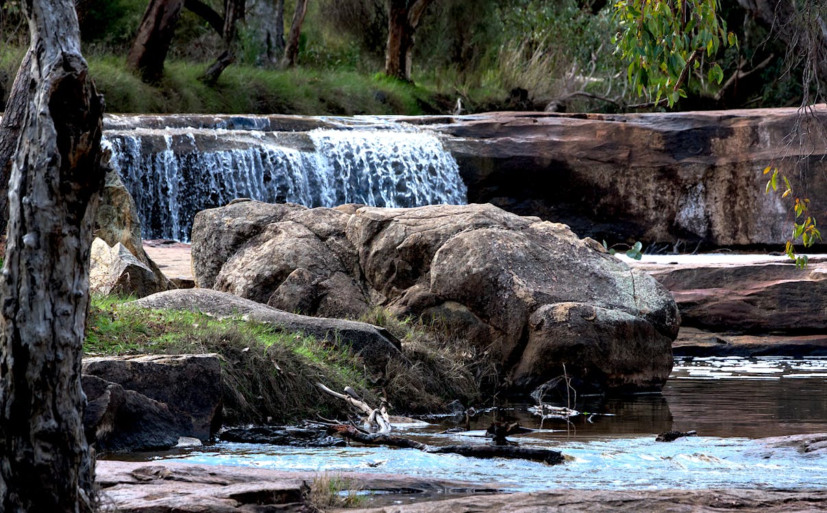 Noble falls