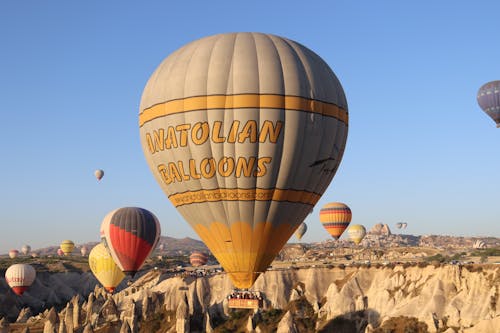 Foto d'estoc gratuïta de a l'aire lliure, aeronau, aire