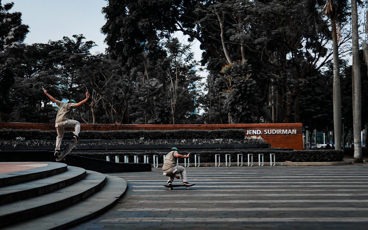 A Skater doing his thing 