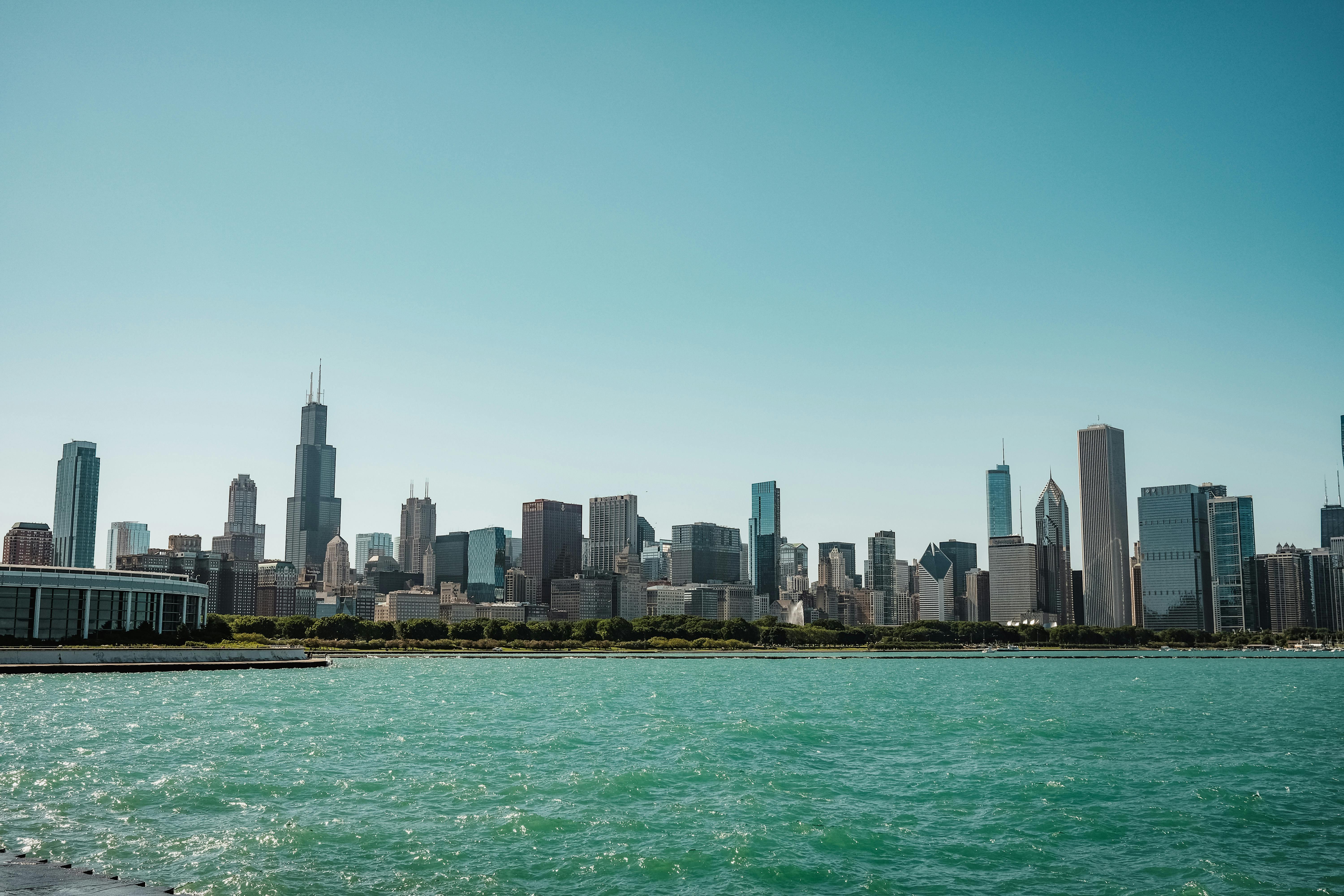 chicago gold coast skyline view - best lunch gold coast chicago