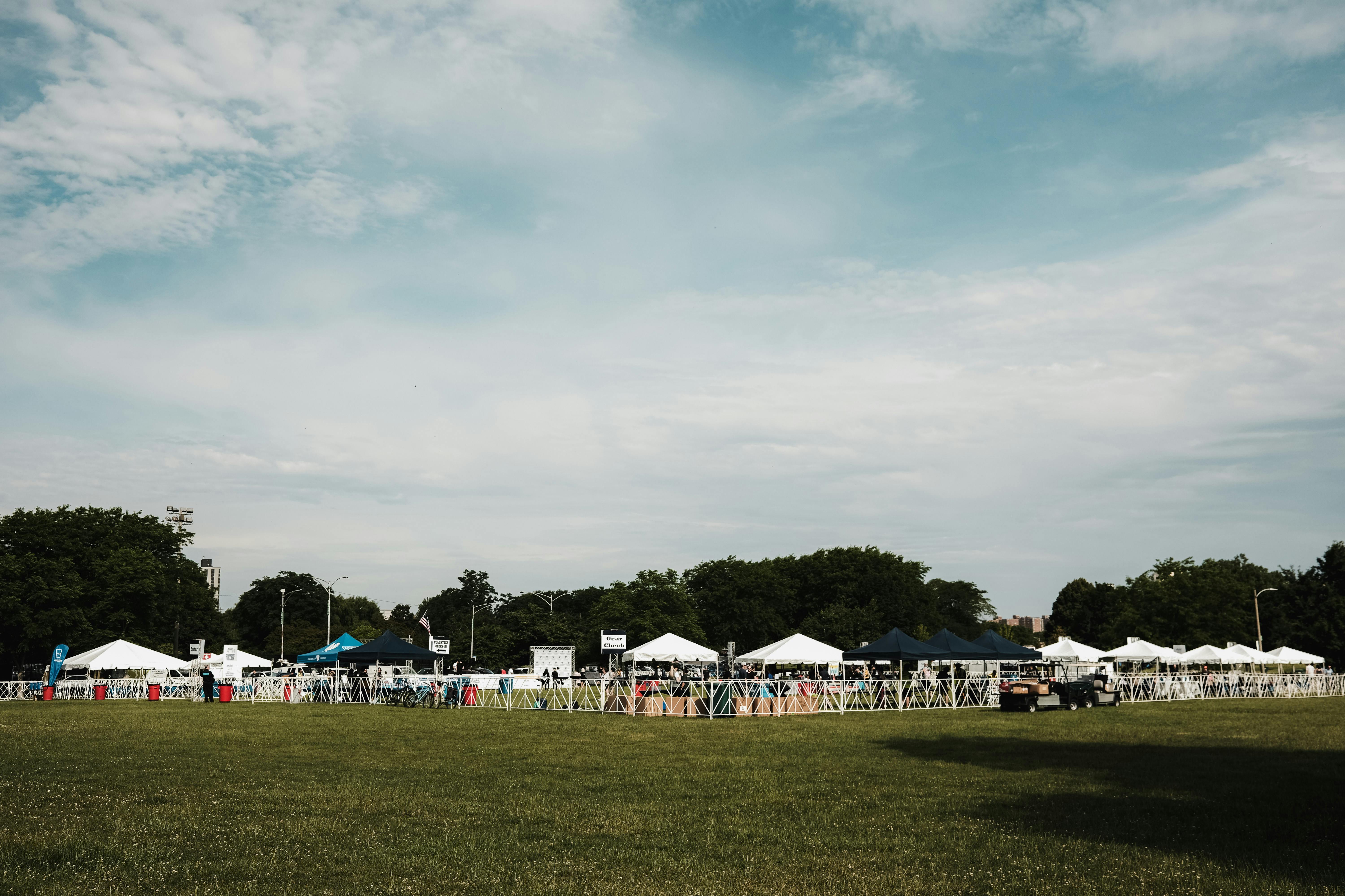 Reusable expo booth features and customization options