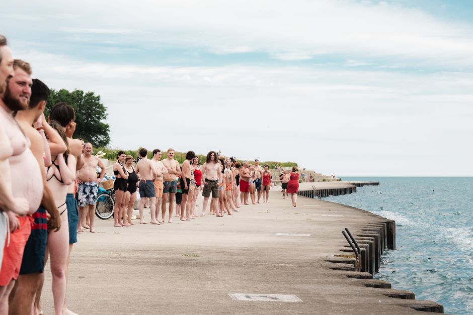 Foster Beach boardwalk and Chicago lakefront - kenmore plaza apartments chicago Foster Beach boardwalk and Chicago lakefront - kenmore plaza apartments chicago