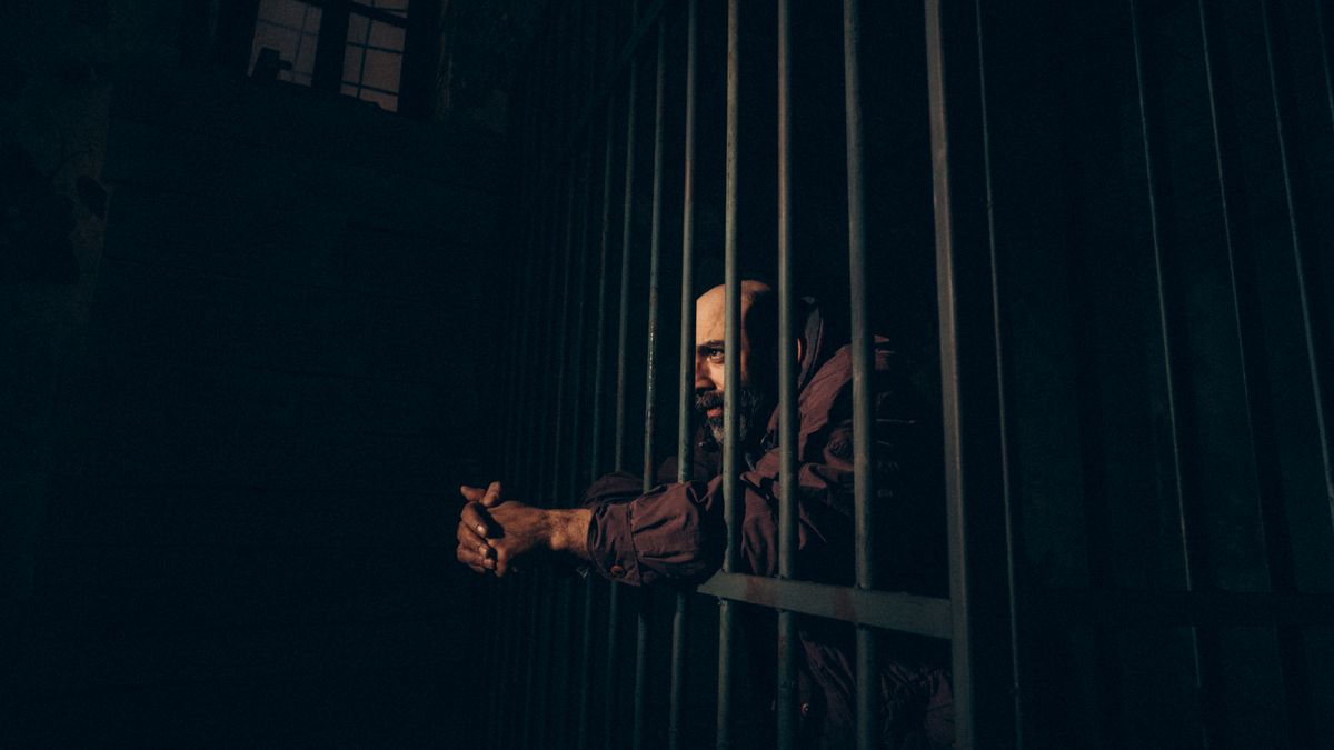 Prisoner visual data 6