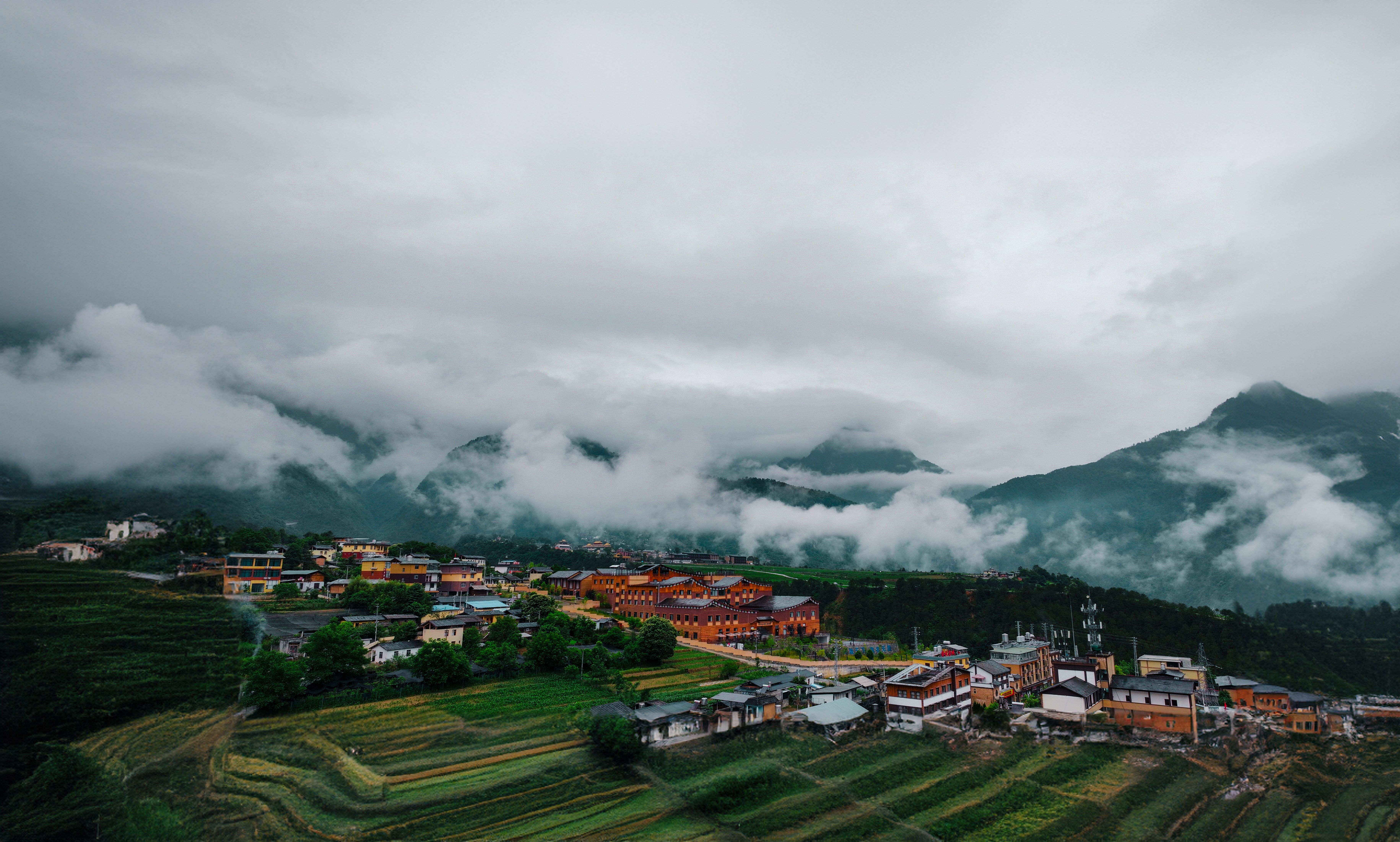 Earthquake jolts southwest China
