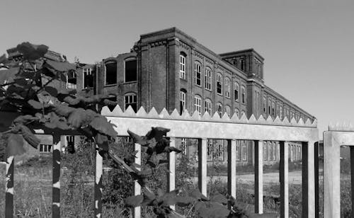 Free stock photo of abandoned building, fence, historic