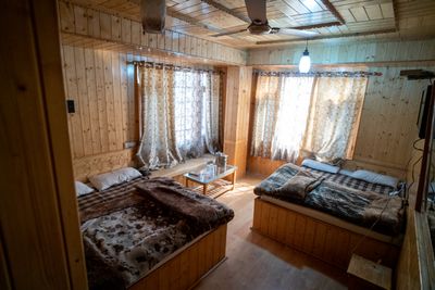 Cozy Heritage Room