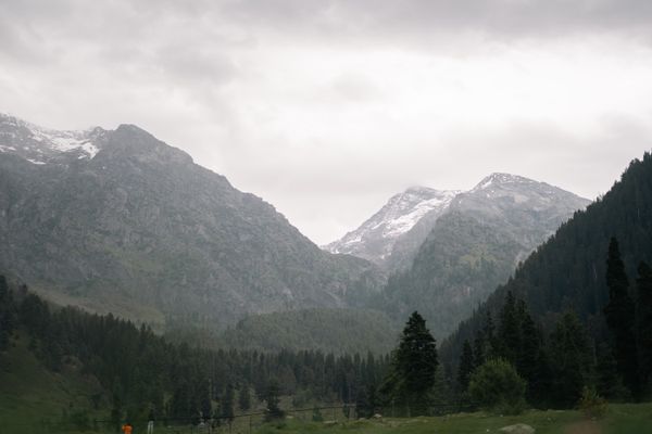 Amazing Kashmir - Transfers