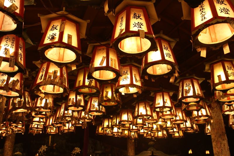 白浜の神社の提灯