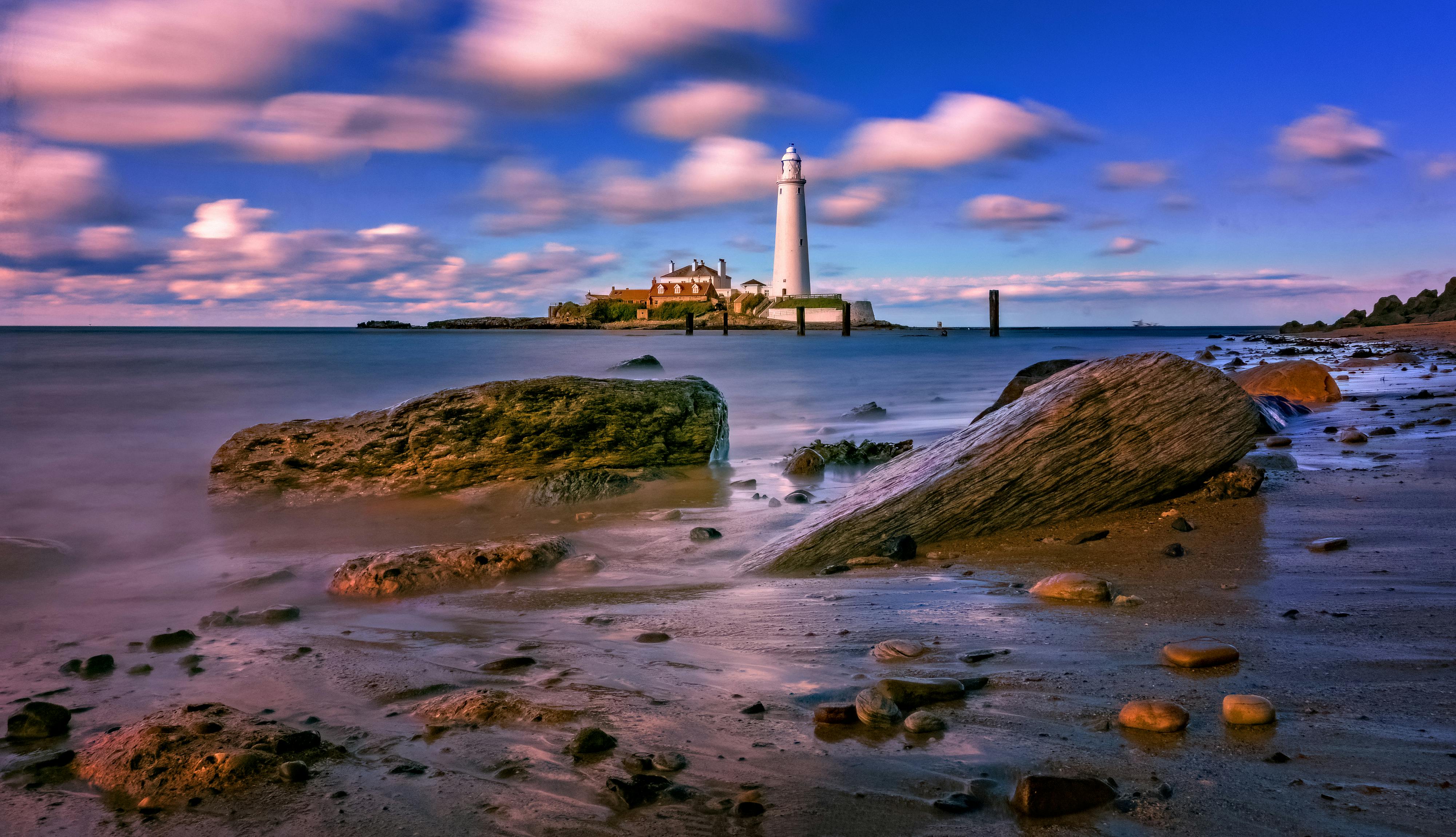 Rose Island Lighthouse trust launches executive director search ahead of milestone 2026 season — Photo by Ray Bilcliff on Pex
