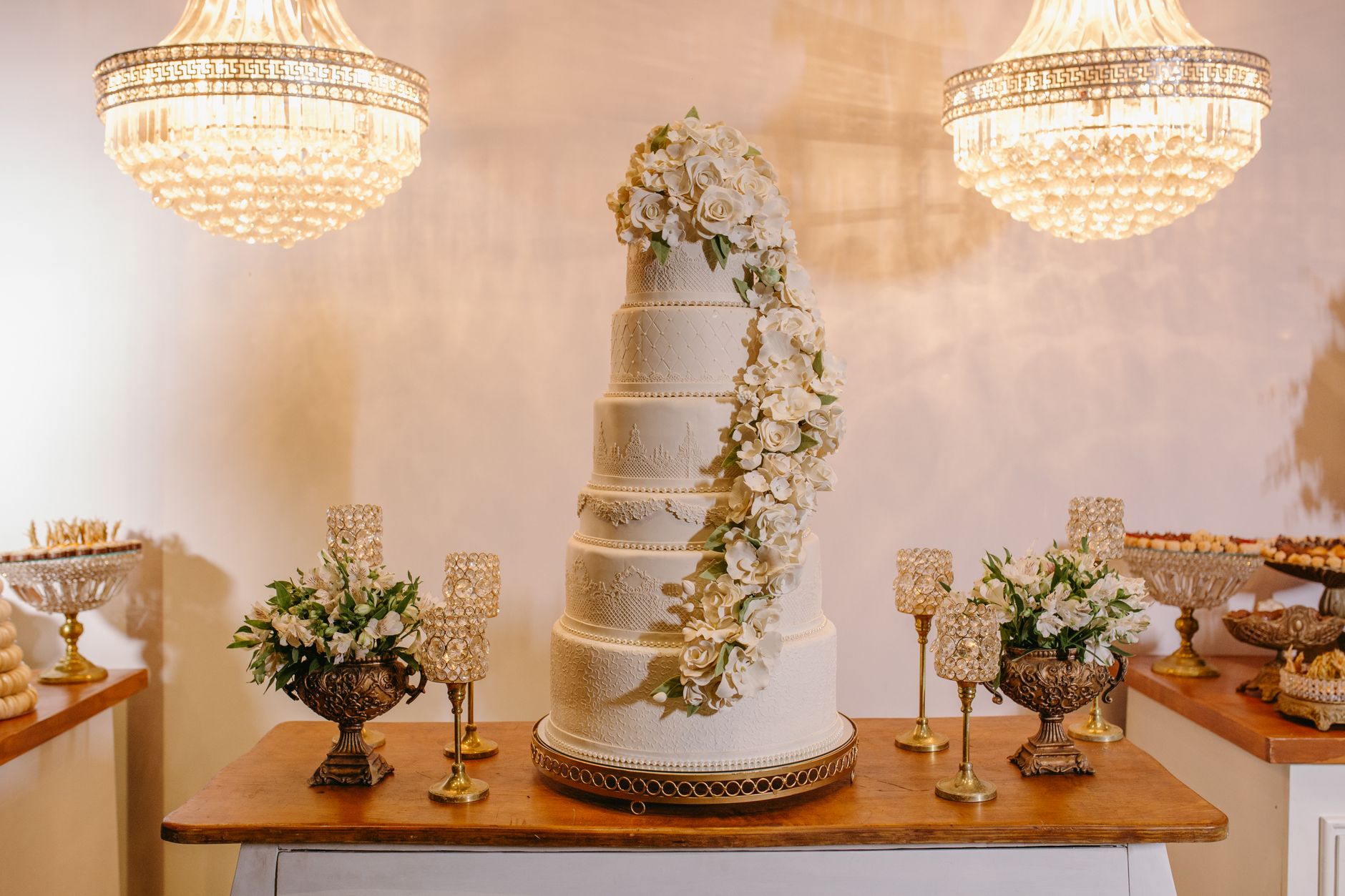 Casamento Romântico de Marcella e Ian: Inspirações para o Seu Grande Dia