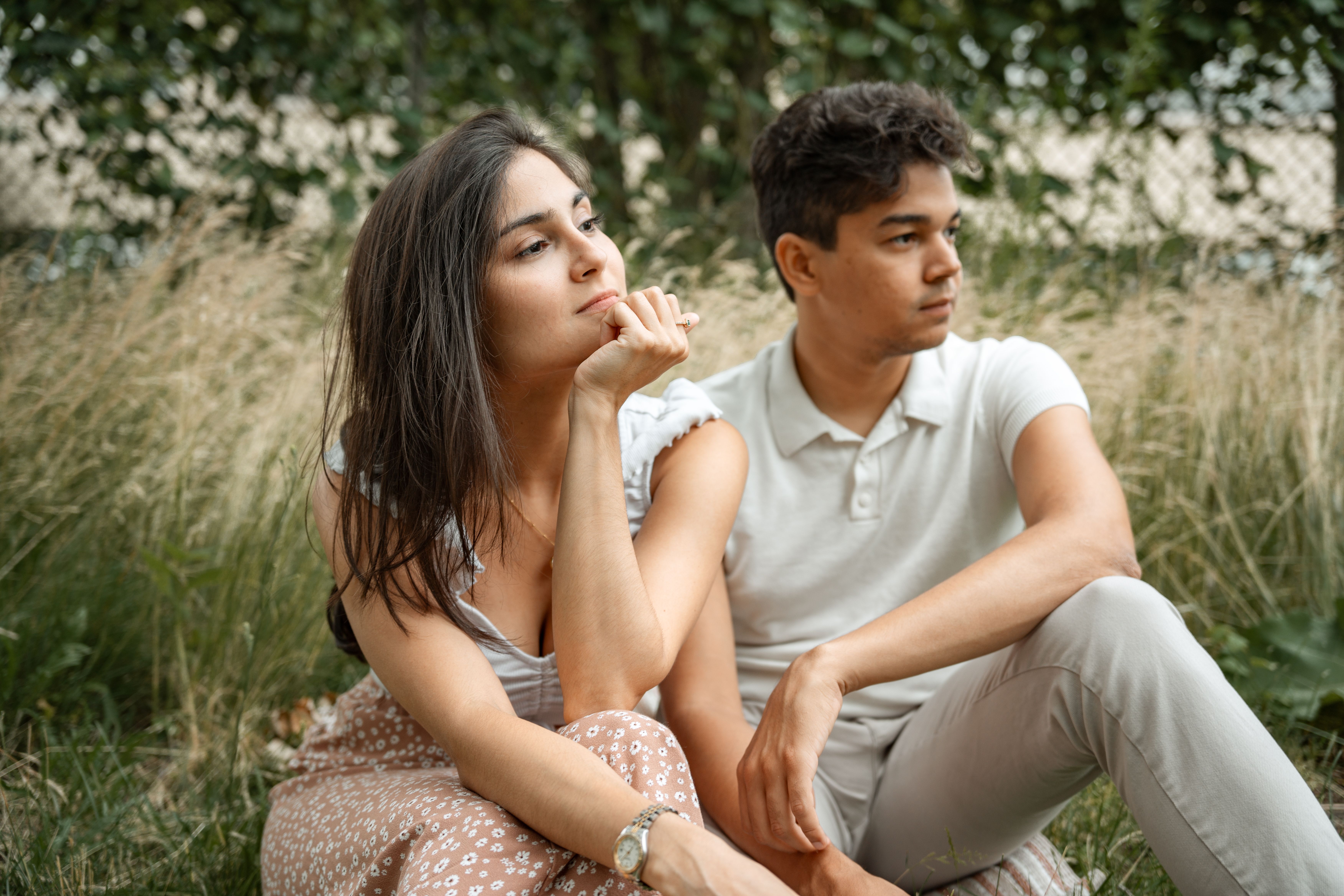 Terjebak Pusaran Pikiran: Overthinking dalam Hubungan, Akar Salah Paham atau Kurang Komunikasi?