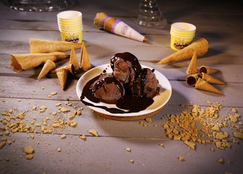 無料 チョコレートアイスクリームのフードフォトグラフィー 写真素材