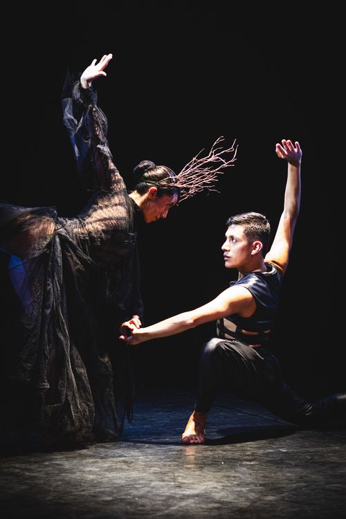 Free Dynamic dance duo performing a captivating routine on stage in Mexico City. Stock Photo