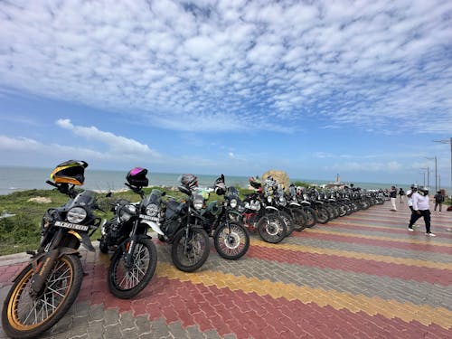 Immagine gratuita di avventura, bici himalayana, campo reale