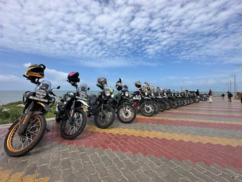 Immagine gratuita di avventura, bici himalayana, campo reale